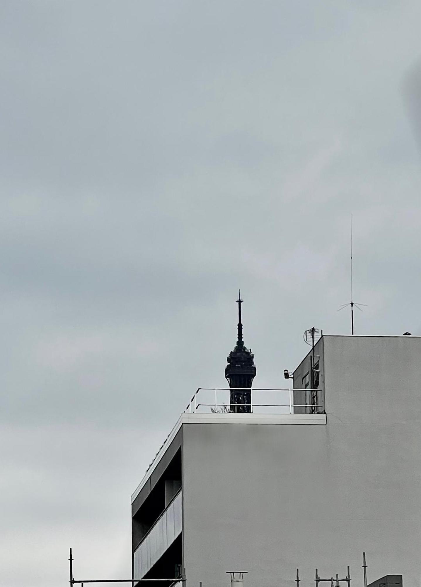 パリQuai De Seine Tour Eiffel Trocaderoアパートメント エクステリア 写真